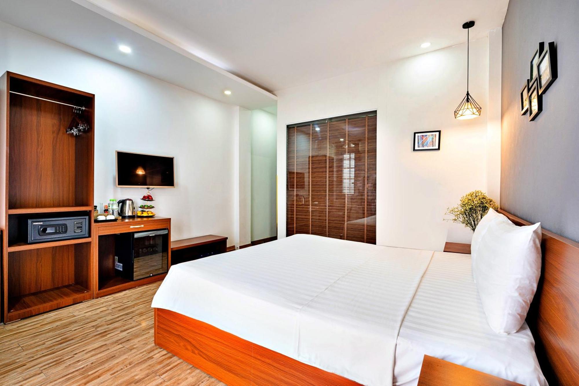 Serene Hotel Hanoi Exterior foto